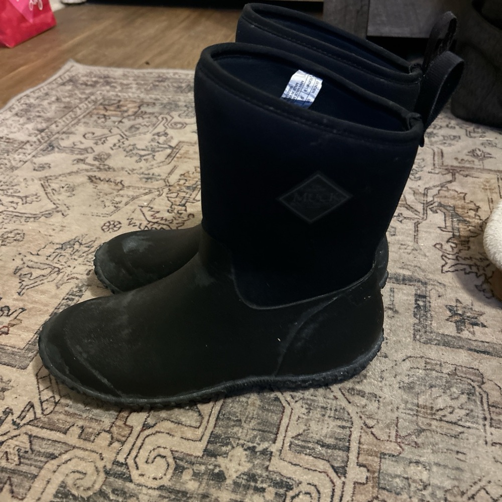 Women’s Black Muck Waterproof Rain Boots